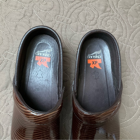 Dansko XP Clogs - Picture 2 of 6